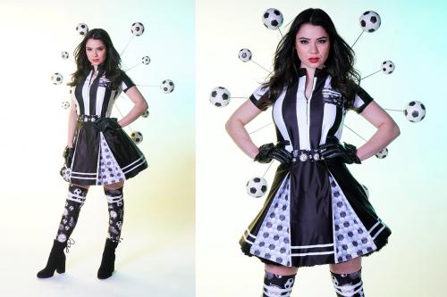 Soccer girl, Voetbal vrouw, voetbal thema, thema kostuum, voetbal event, voetbal entertainment, event entertainment, ajax, mobiel spel, mobiel entertainment, thema entertainment